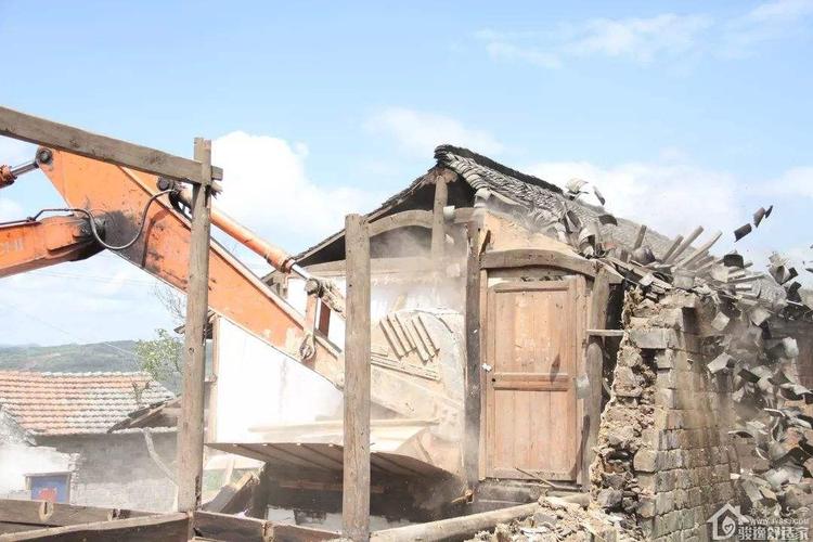 梦见老宅子被拆 梦见别人屋拆了