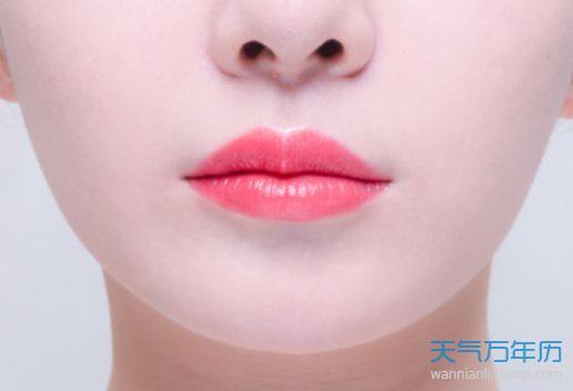 梦见被咬嘴角 梦见脖子被咬